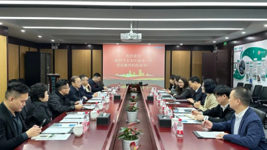 深圳市政協(xié)常委、寶安區(qū)政協(xié)副主席高瞻一行蒞臨健培科技考察調(diào)研