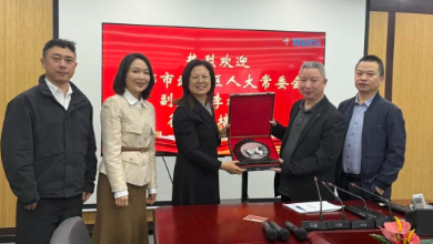 成都武侯區(qū)人大常委會副主任李林一行蒞臨健培科技考察調(diào)研